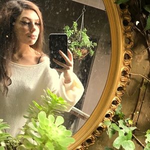 Meet your Posher, Mae